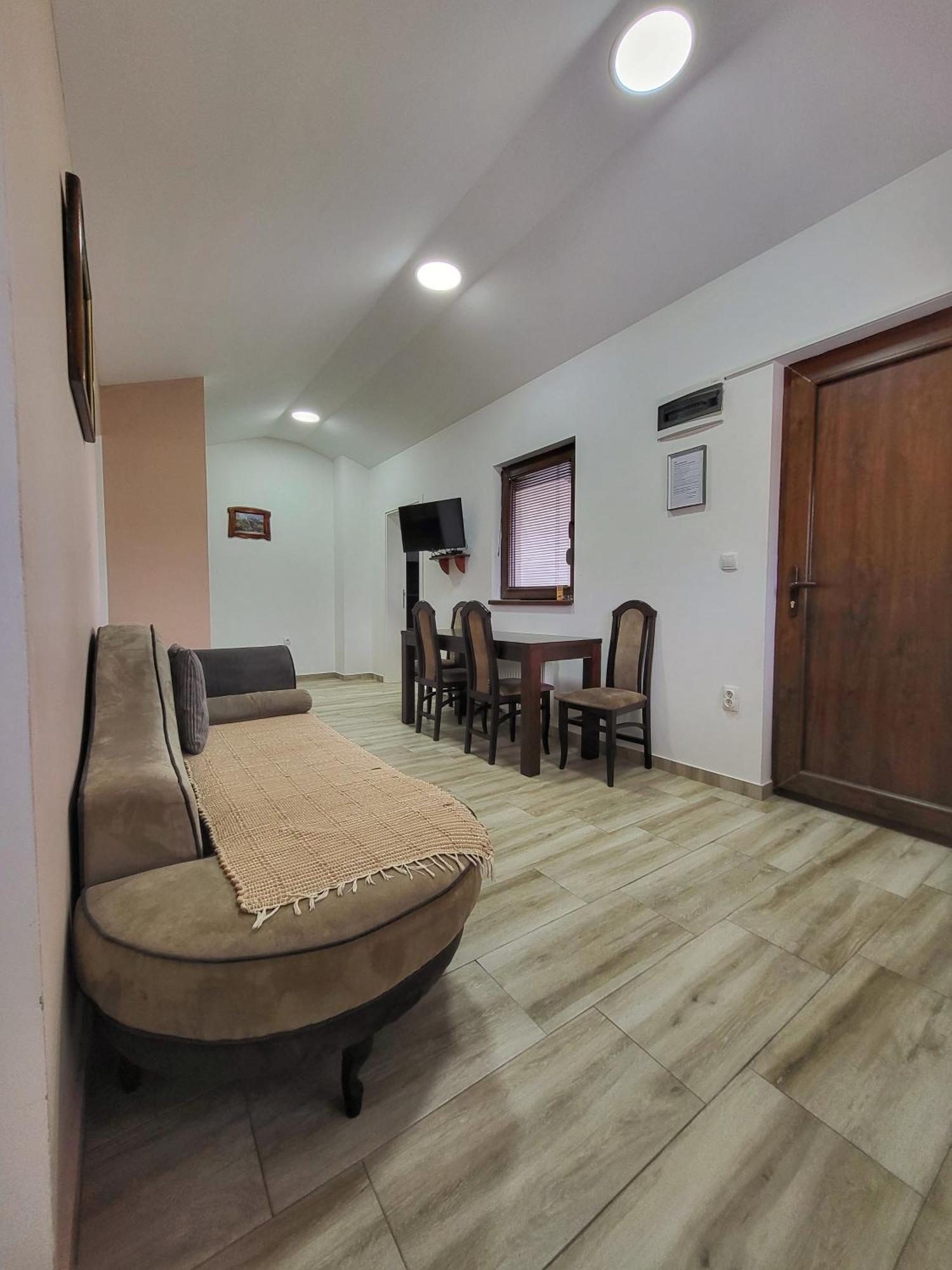 Apartmani Tarsko Jezero Zaovine Eksteriør billede